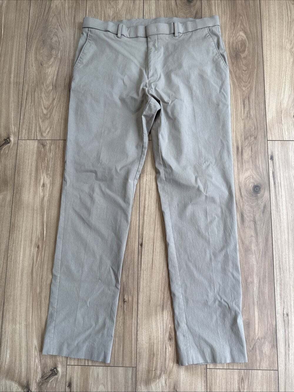 Tommy Hilfiger Pants Mens 36x32 Khaki Chino Straight Leg Flat Front Stretch Prep